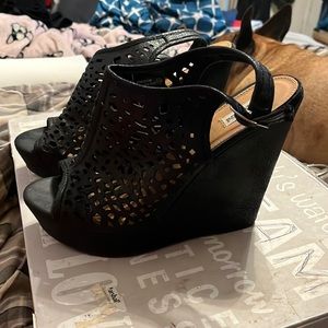 Black platform size 10 never worn